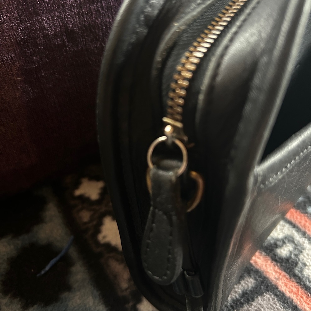 COACH Vintage Abbie Crossbody
Shoulder Bag 9017 - Picture 9 of 9